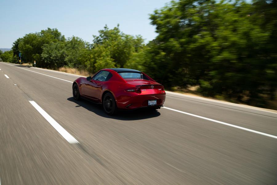  Mazda MX-5 Miata RF (ND) 2016 года  (NA) (фото 48 из 60)